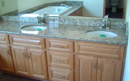 Santa Cecilia Granite Bathroom